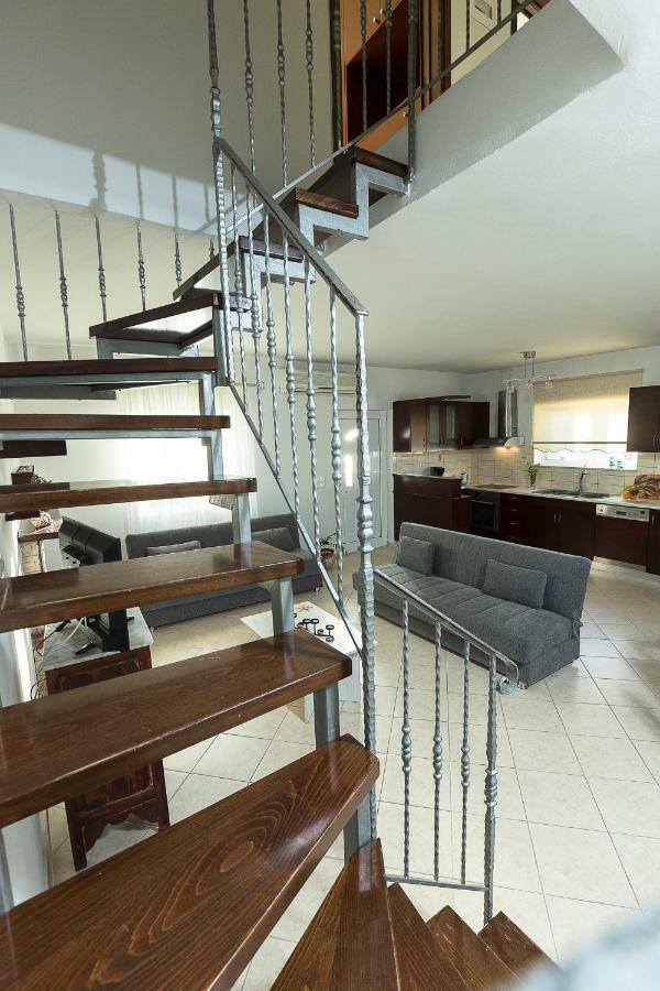 팔라사르나 Sea Side House Rapanas 빌라 외부 사진